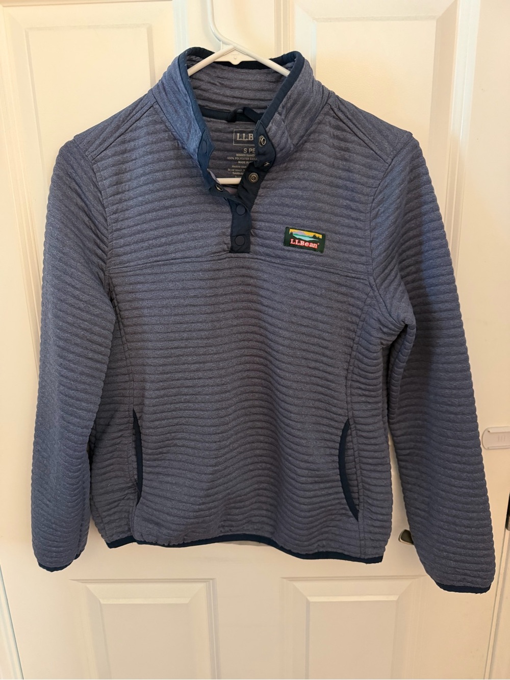L.L. Bean Misses Small Petite Blue Quilted Snap-Placket Pullover Sweatshirt